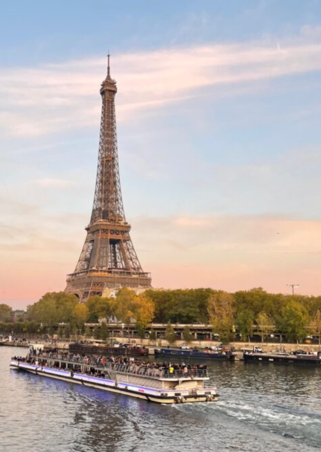 Seine River Cruise & Louvre Stroll Package: Outdoor Exploration with Entry Ticket