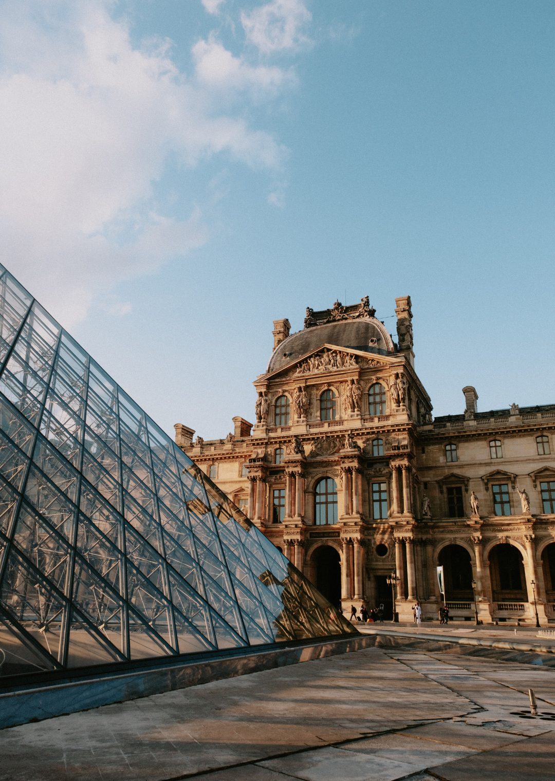Louvre Semi Private Tour (Up to 6 people)