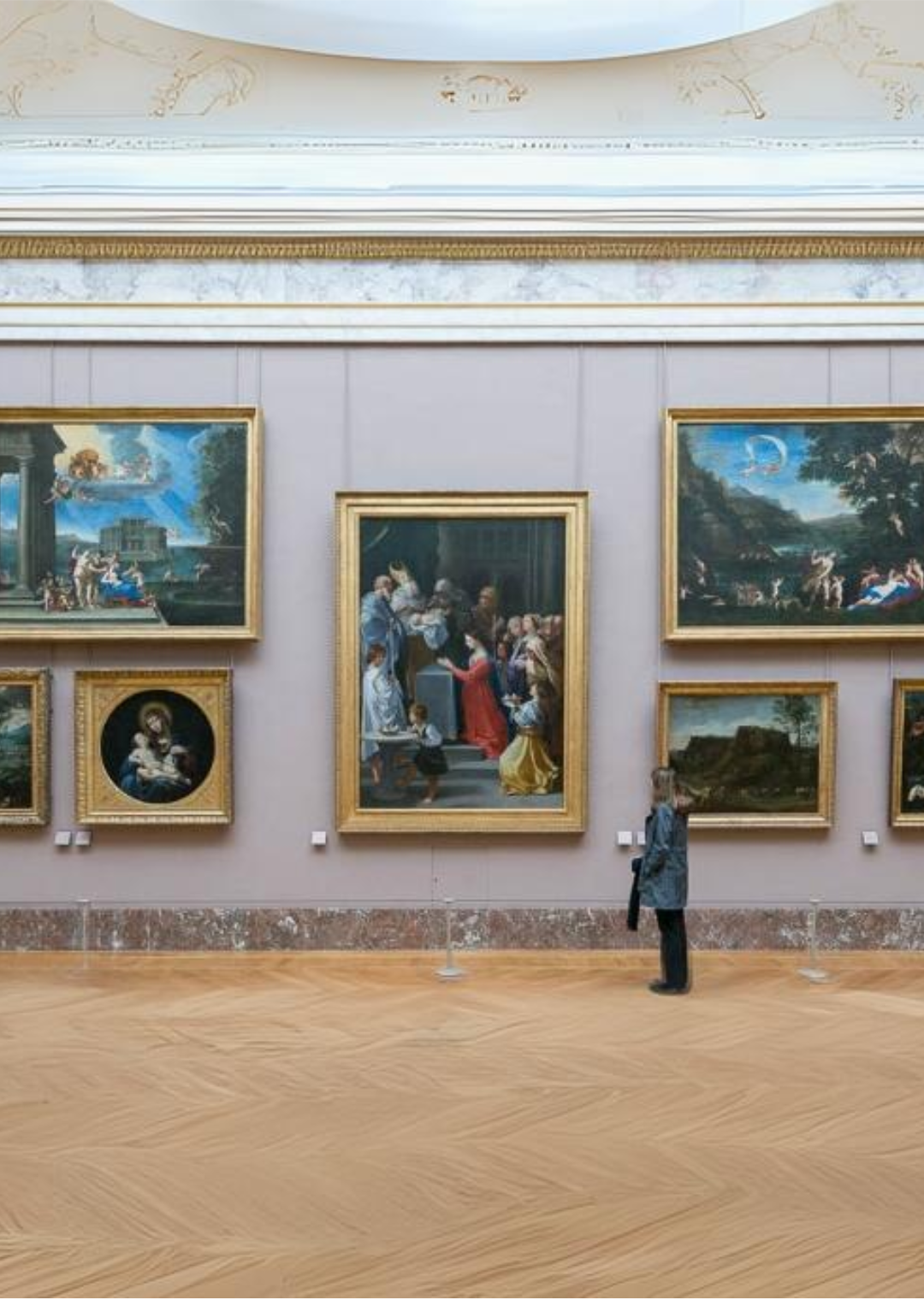 Louvre Outdoor Exploration - Guided Stroll with Entry Ticket Included
